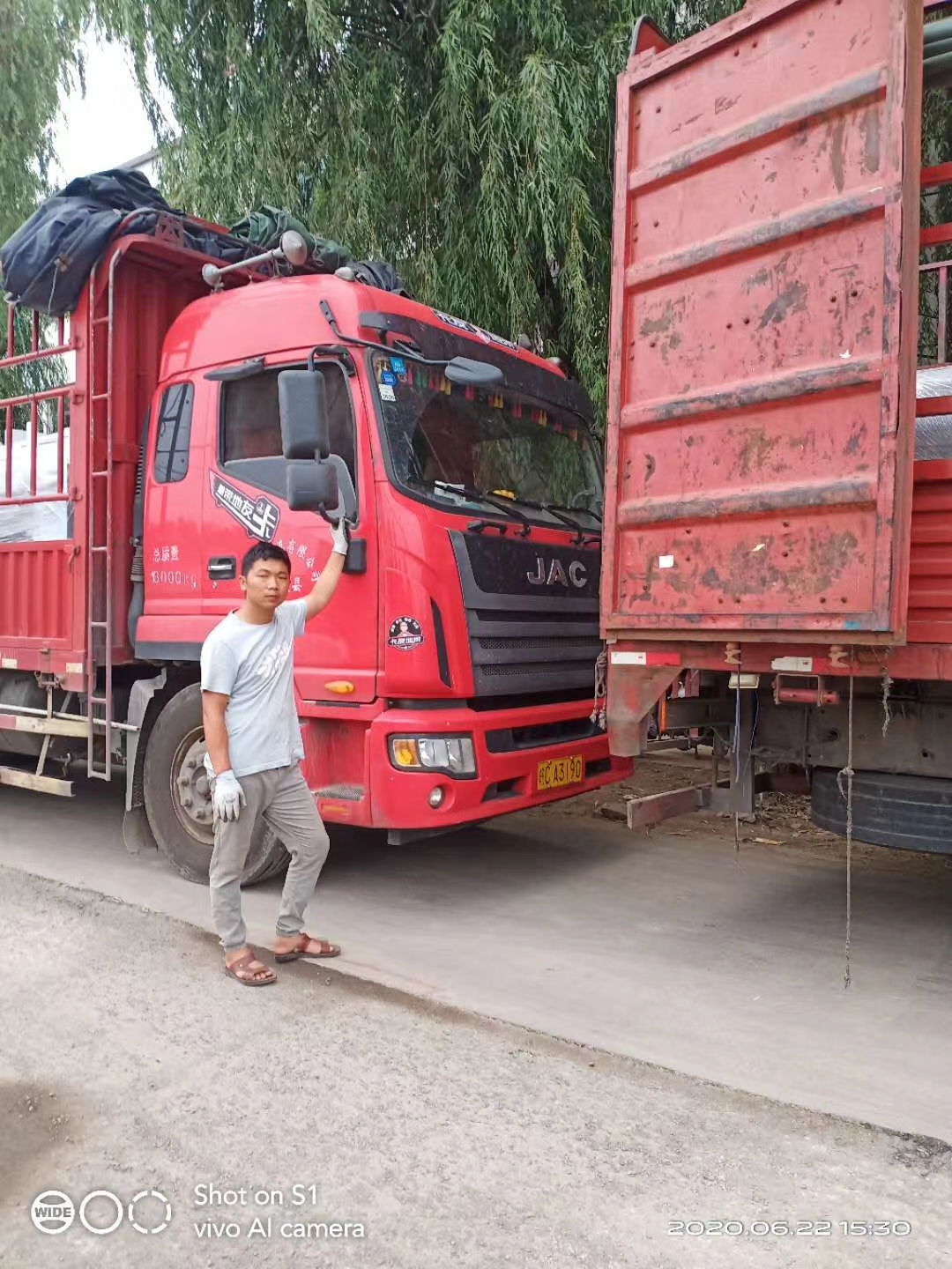 安徽客戶多功能衛生紙加工設備發貨